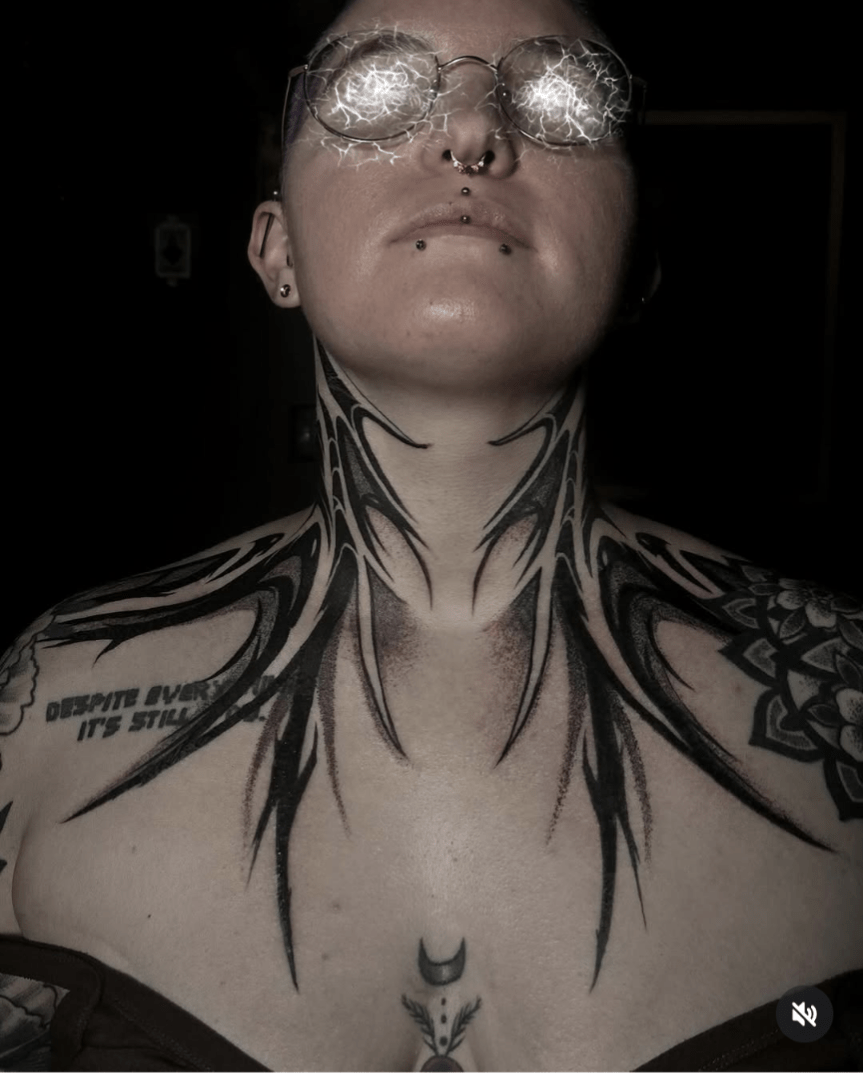 gorge tatouée